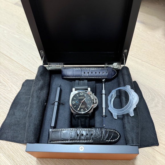 Panerai Luminor Marina PAM01312 - Picture 6 of 9